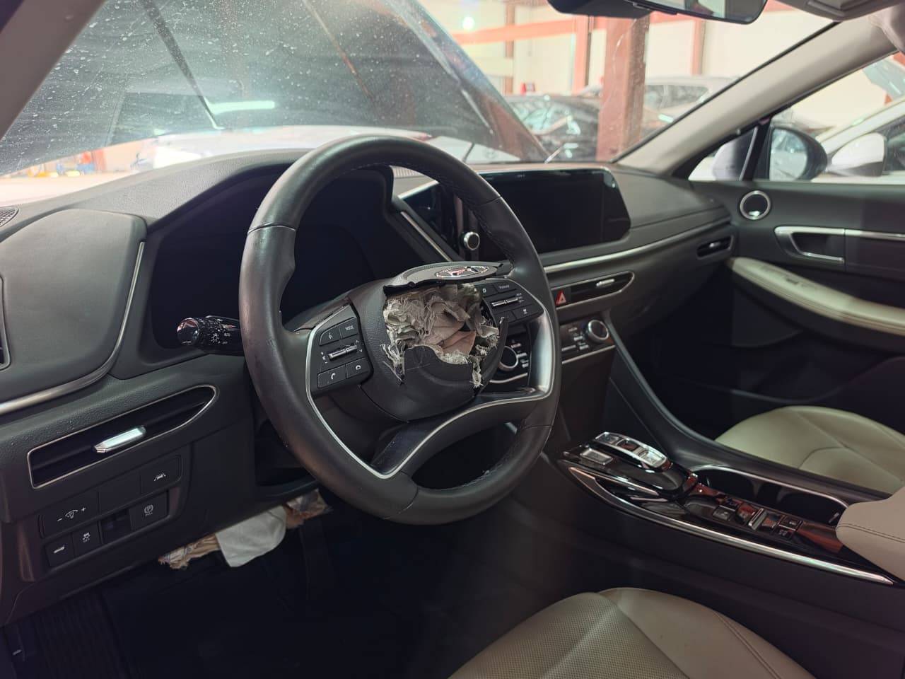 2022 HYUNDAI SONATA — sold — 90355 Miles — Lot 56441376 - Marhaba Auctions Used Cars - Image 9