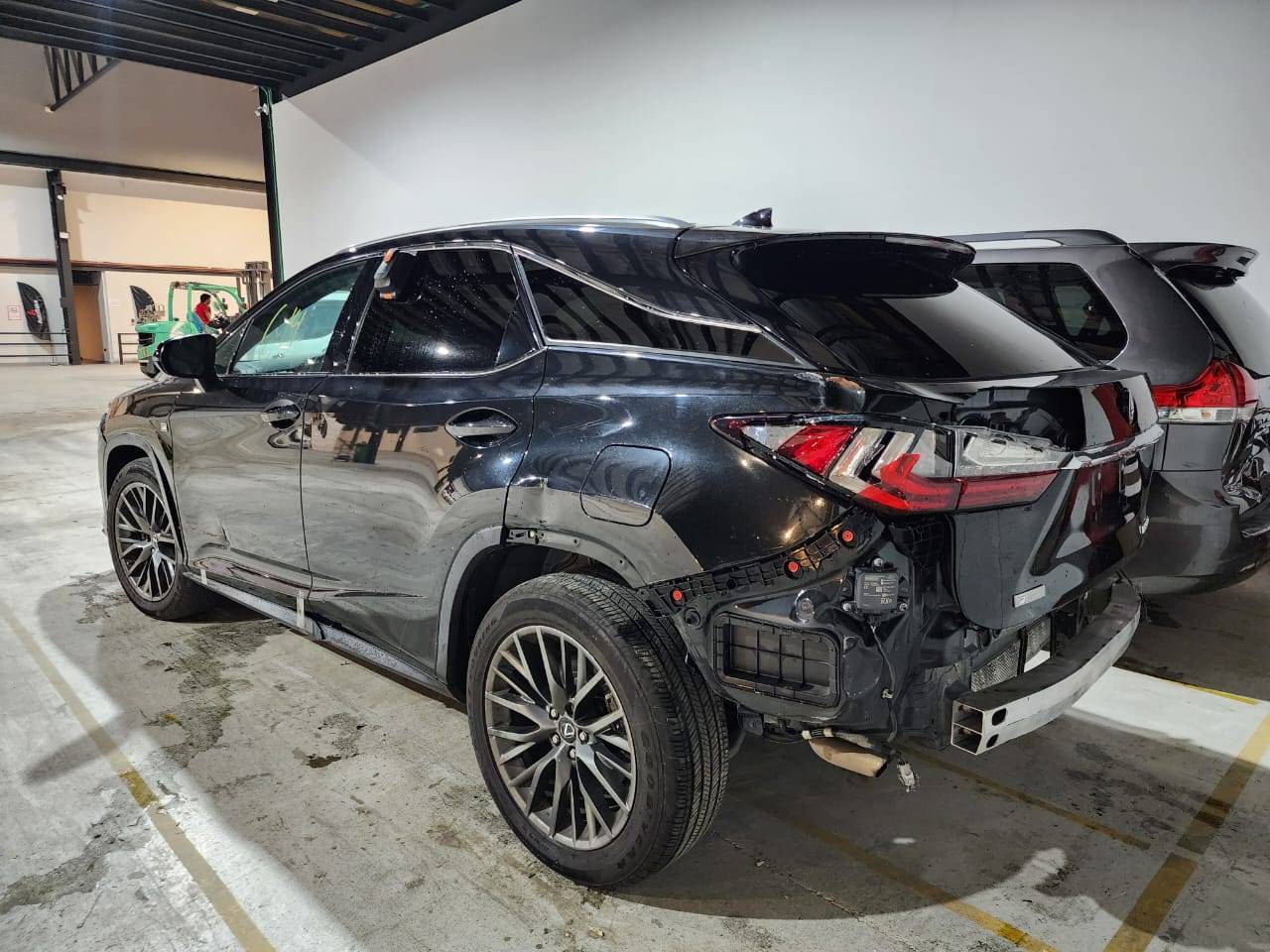 2019 LEXUS RX 350 — 61730 Miles — Lot 59146974 — Souq - Marhaba Auctions Used Cars - Image 4