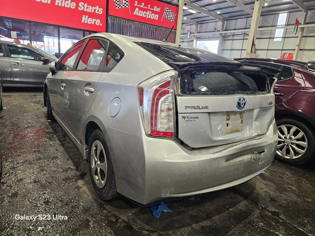 2012 TOYOTA PRIUS — 257244 Miles — Lot 403328 — Main - Marhaba Auctions Used Cars - Image 11