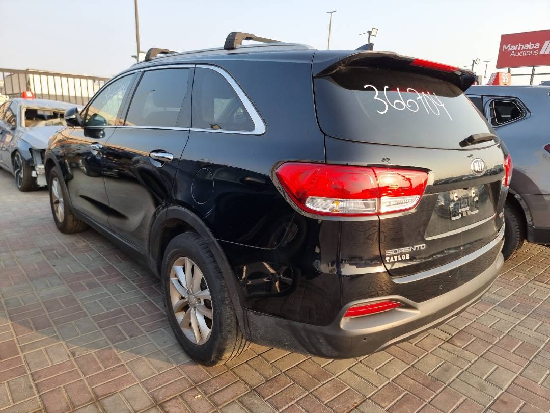 2018 KIA SORENTO — 166301 Miles — Lot 125487 — Main - Marhaba Auctions Used Cars - Image 5