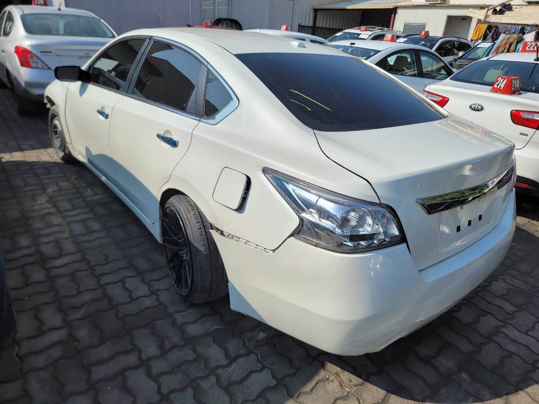 2015 NISSAN ALTIMA — 110961 Miles — Lot 37715131 - Marhaba Auctions Used Cars - Image 4