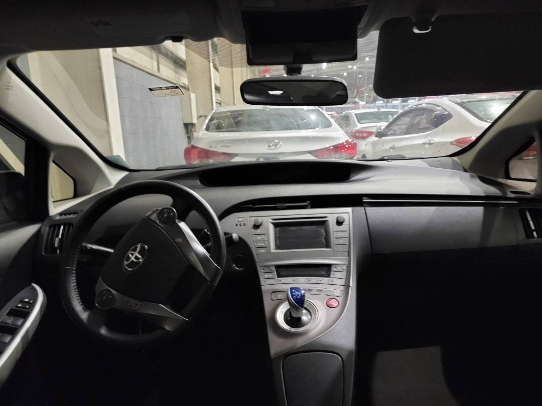 TOYOTA PRIUS 2015 - Marhaba Auction Used Cars - Image 6