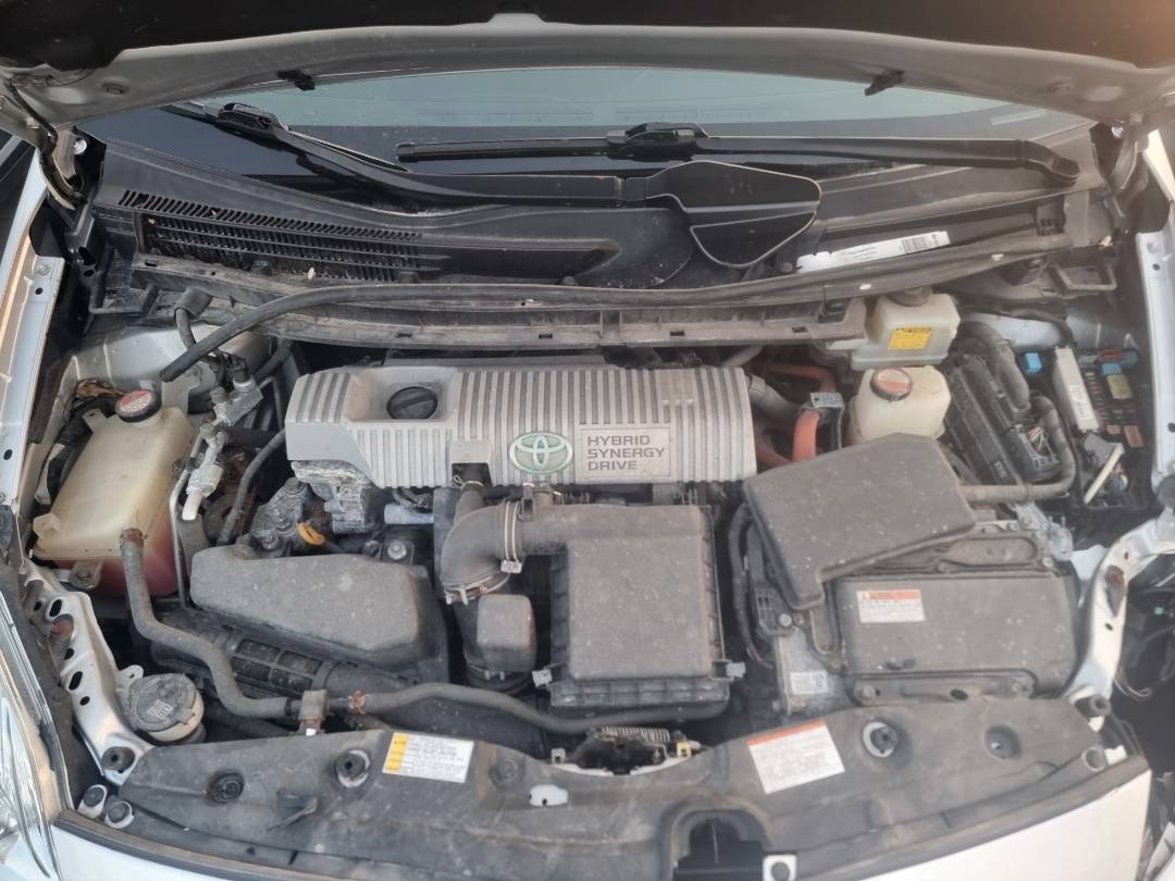 2015 TOYOTA PRIUS — 182139 Miles — Lot 6F0431363 — Ind. 12 - Marhaba Auctions Used Cars - Image 9