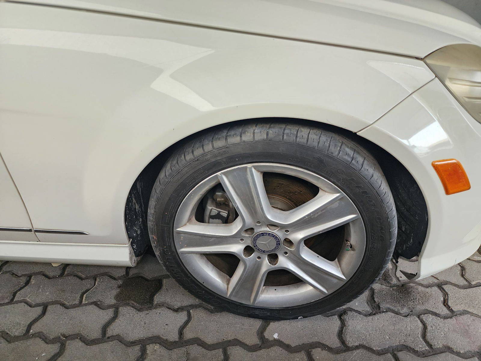 MERCEDES BENZ C300 2011 - Marhaba Auction Used Cars - Image 12