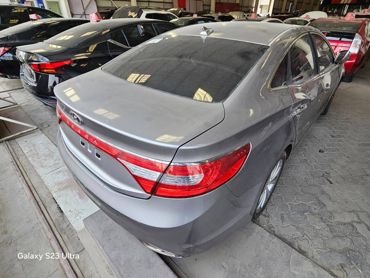 2014 HYUNDAI AZERA — 151308 Miles — Lot 6764219 — Main - Marhaba Auctions Used Cars - Image 5