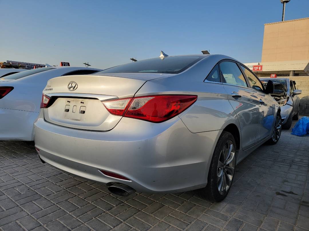 2011 HYUNDAI SONATA — 181998 Miles — Lot 44581844 - Marhaba Auctions Used Cars - Image 3