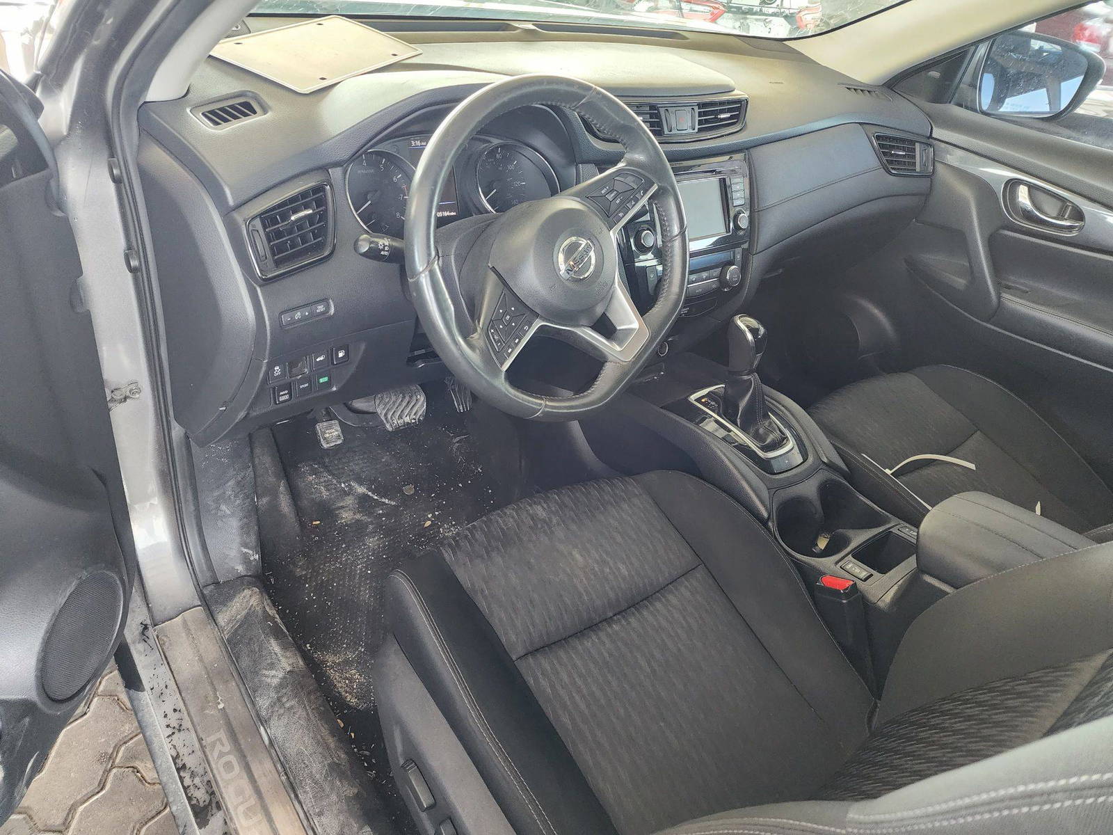 2018 NISSAN ROGUE — 105164 Miles — Lot 37539549 - Marhaba Auctions Used Cars - Image 8