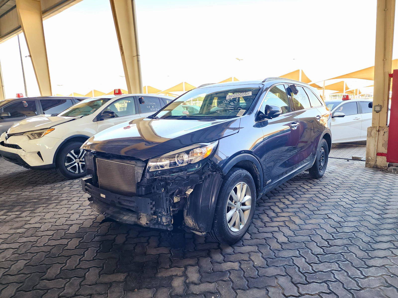 2017 KIA SORENTO — 116261 Miles — Lot 9HG197170 — Souq - Marhaba Auctions Used Cars - Image 5