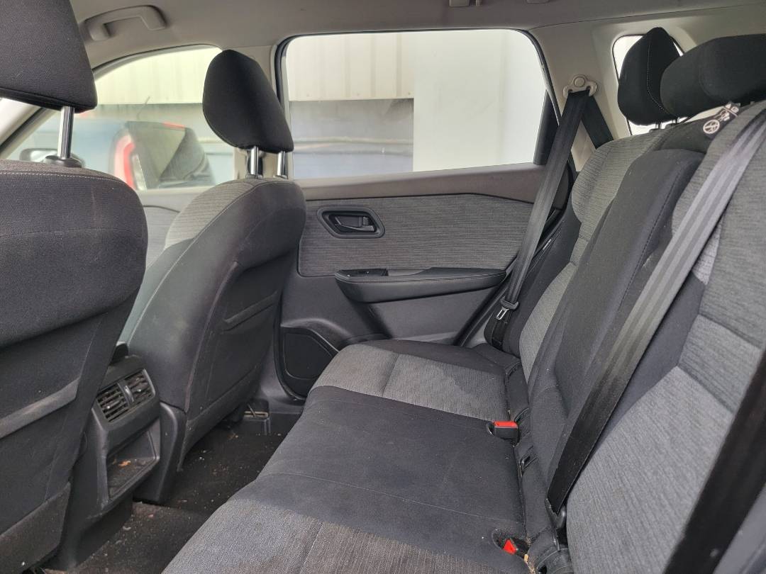 2021 NISSAN ROGUE — 126799 Miles — Lot W002265 — Main - Marhaba Auctions Used Cars - Image 8