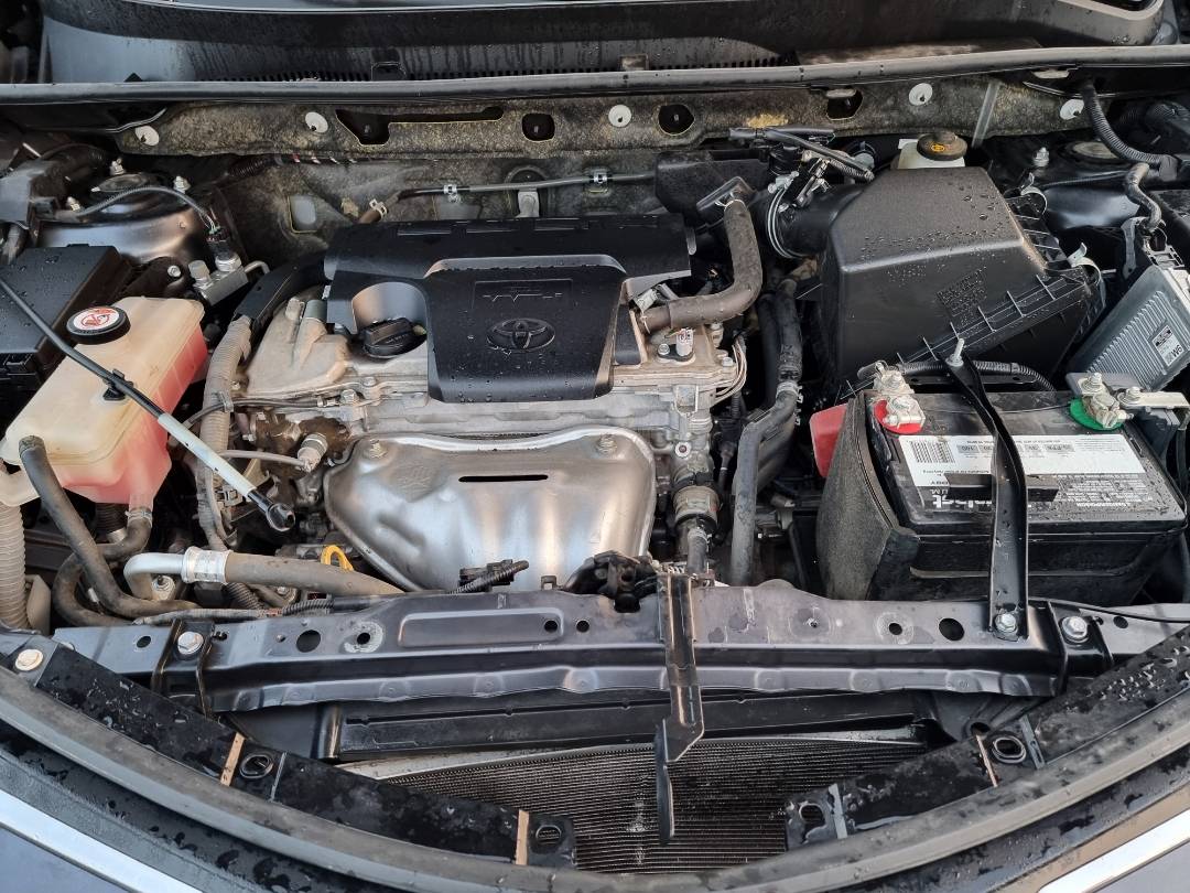 2018 TOYOTA RAV4 — 93763 Miles — Lot 0JJ172555 — Souq - Marhaba Auctions Used Cars - Image 10