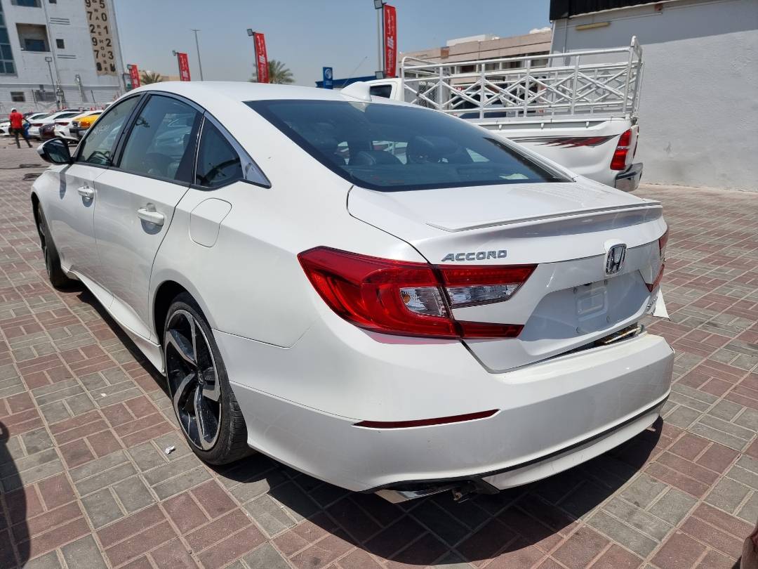 2018 HONDA ACCORD — 114064 Miles — Lot 4568466 — Ind. 12 - Marhaba Auctions Used Cars - Image 6