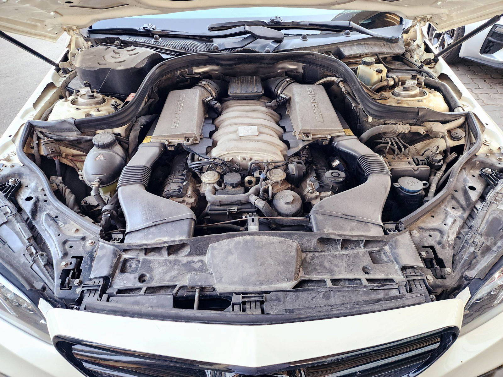 2011 MERCEDES BENZ E 63 AMG-S 4MATIC — 164424 KM — Lot 0771A395843 — Souq - Marhaba Auctions Used Cars - Image 12