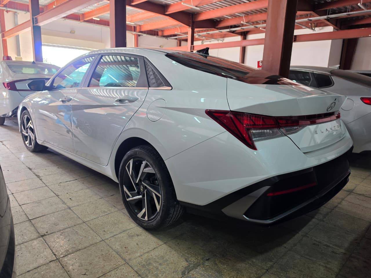 2024 HYUNDAI ELANTRA — 6906 Miles — Lot 56691946 - Marhaba Auctions Used Cars - Image 4
