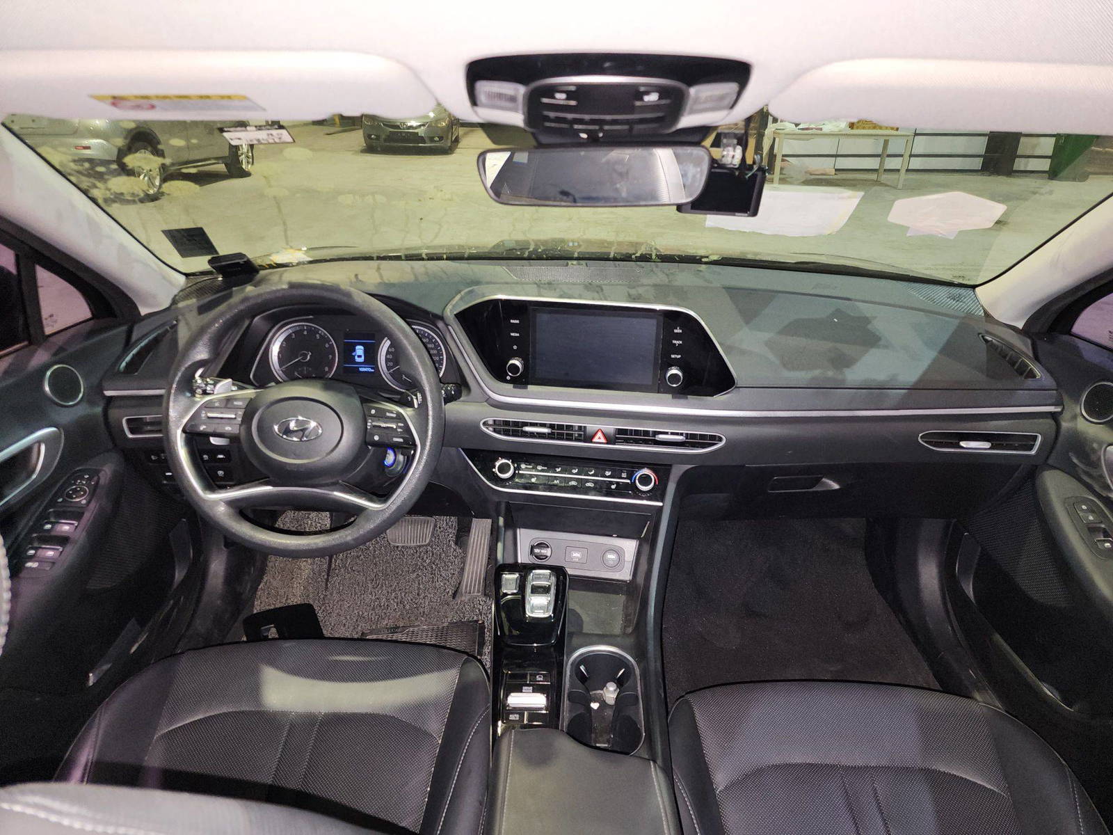 2020 HYUNDAI SONATA — 108472 KM — Lot 007595 — Main - Marhaba Auctions Used Cars - Image 7