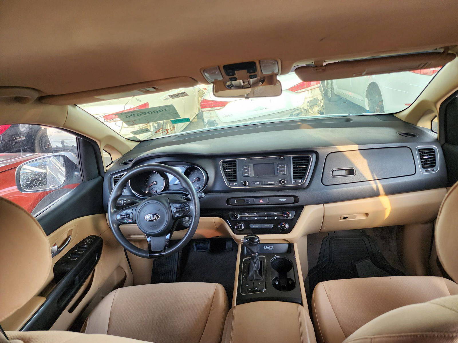 2016 KIA SEDONA — 164991 Miles — Lot 39009696 — Souq - Marhaba Auctions Used Cars - Image 4