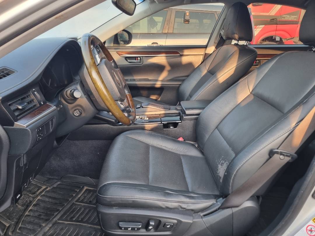 2014 LEXUS ES 350 — 175962 Miles — Lot 62277274 — Souq - Marhaba Auctions Used Cars - Image 8