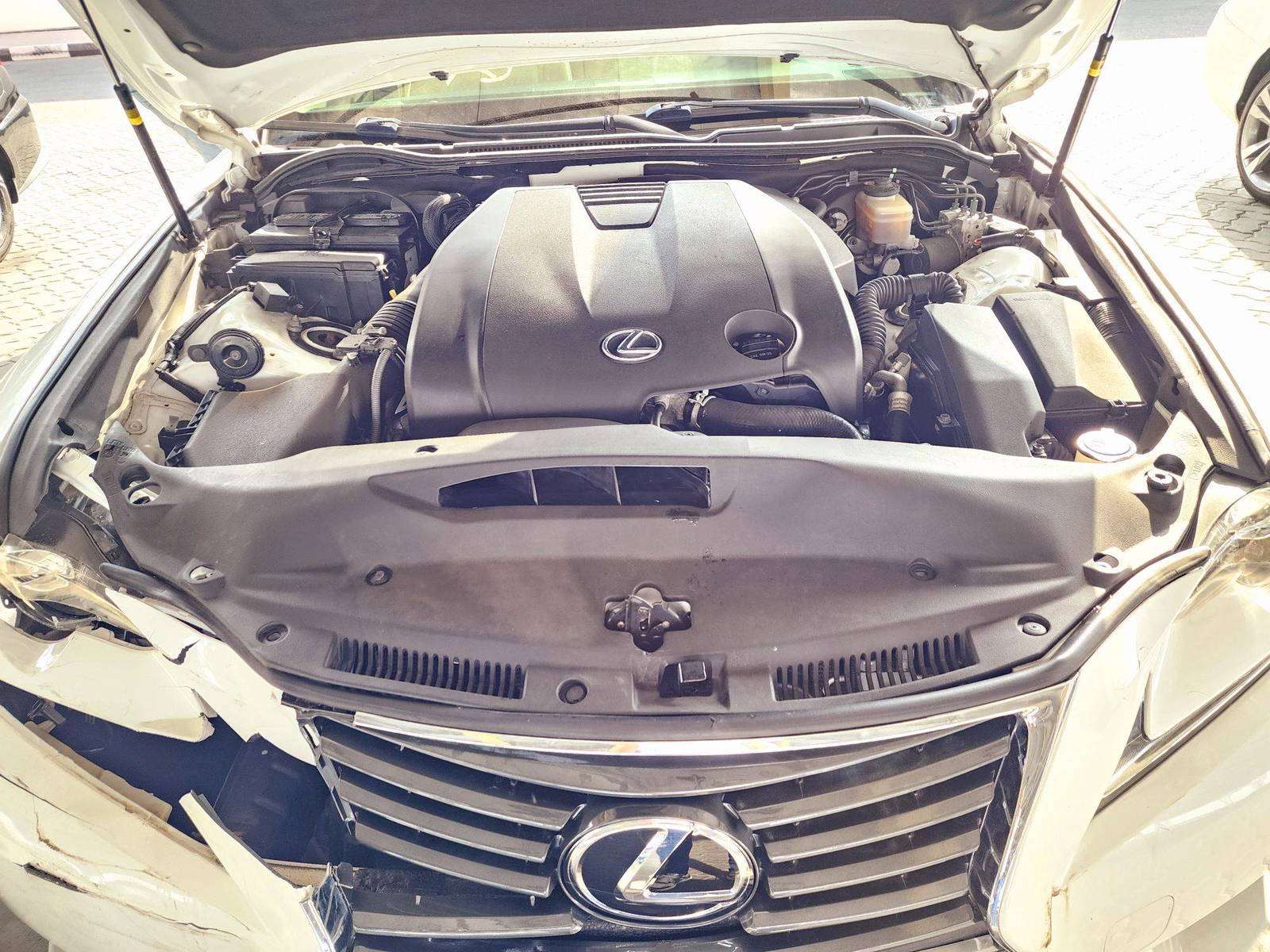 2014 LEXUS IS 250 — 114434 Miles — Lot 5013403 — Souq - Marhaba Auctions Used Cars - Image 12