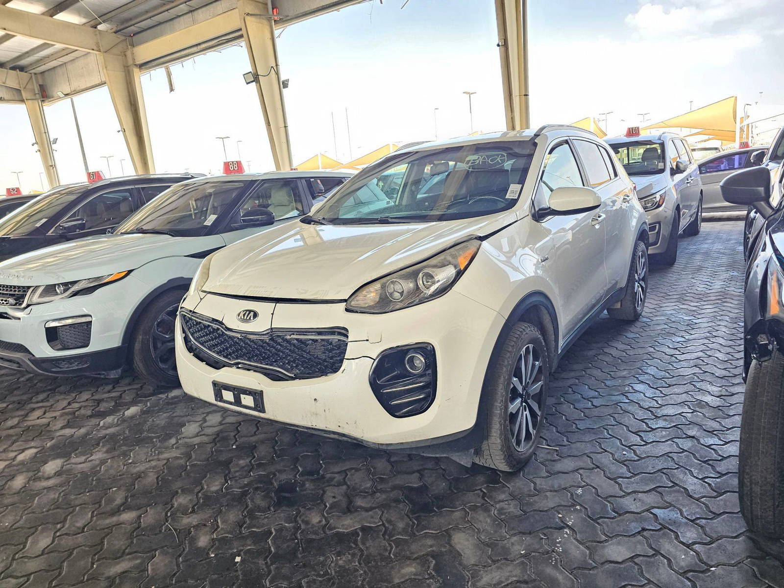 2017 KIA SPORTAGE — 155769 Miles — Lot 81801165 — Souq - Marhaba Auctions Used Cars - Image 5