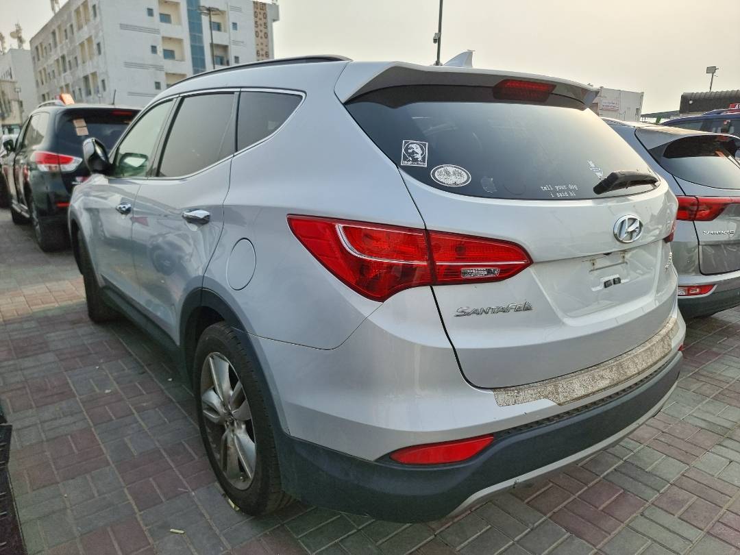 2014 HYUNDAI SANTA FE — 206605 Miles — Lot G185477 — Ind. 12 - Marhaba Auctions Used Cars - Image 4