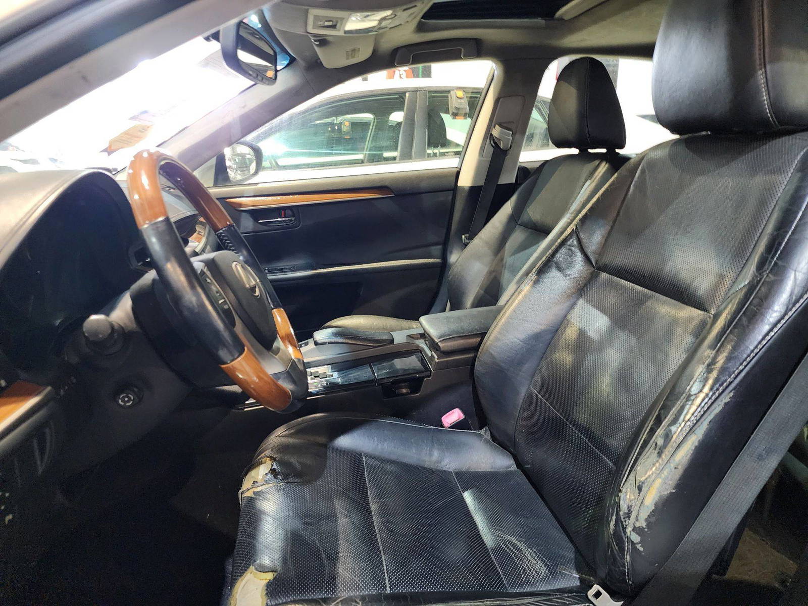 2013 LEXUS ES 300H — 175157 Miles — Lot 67854304 — Main - Marhaba Auctions Used Cars - Image 7