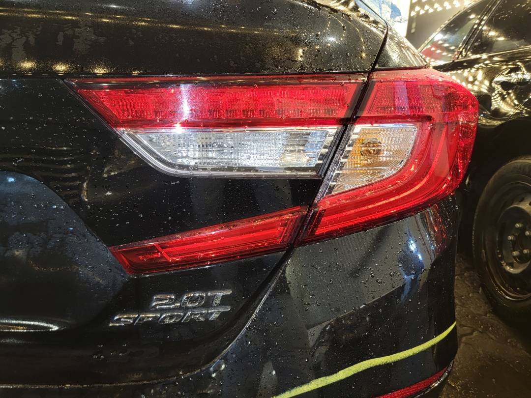 2021 HONDA ACCORD — 92589 Miles — Lot 67371843 - Marhaba Auctions Used Cars - Image 9