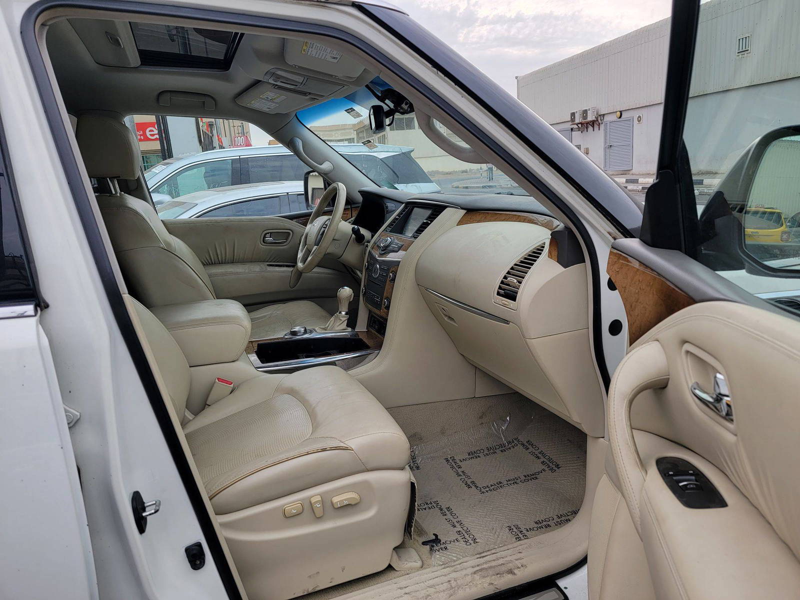 INFINITI QX80 2014 - Marhaba Auction Used Cars - Image 10