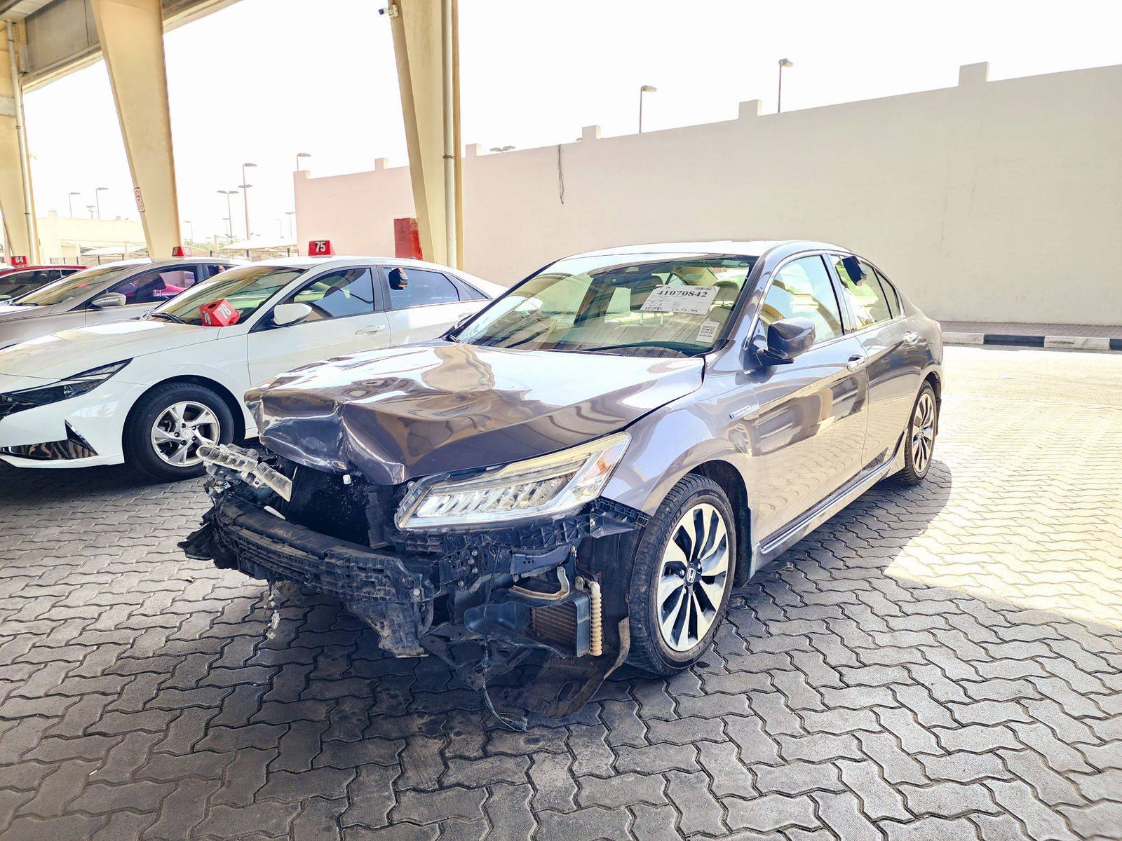 2017 HONDA ACCORD — 153181 Miles — Lot 41070842 — Souq - Marhaba Auctions Used Cars - Image 5