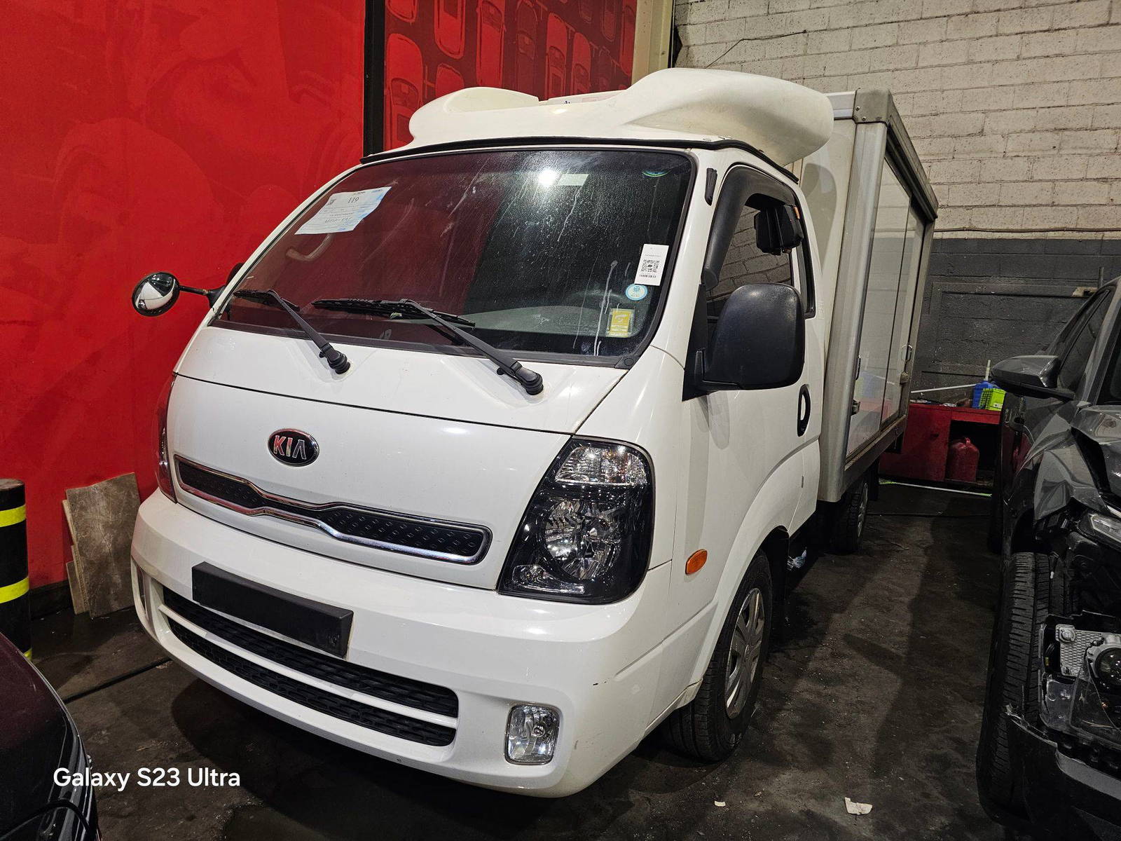 2019 KIA BONGO 3 — 177172 KM — Lot 303621 — Main - Marhaba Auctions Used Cars - Image 7