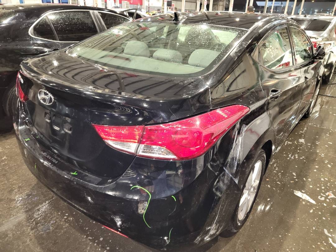 2013 HYUNDAI ELANTRA — 138020 Miles — Lot 70110443 - Marhaba Auctions Used Cars - Image 4