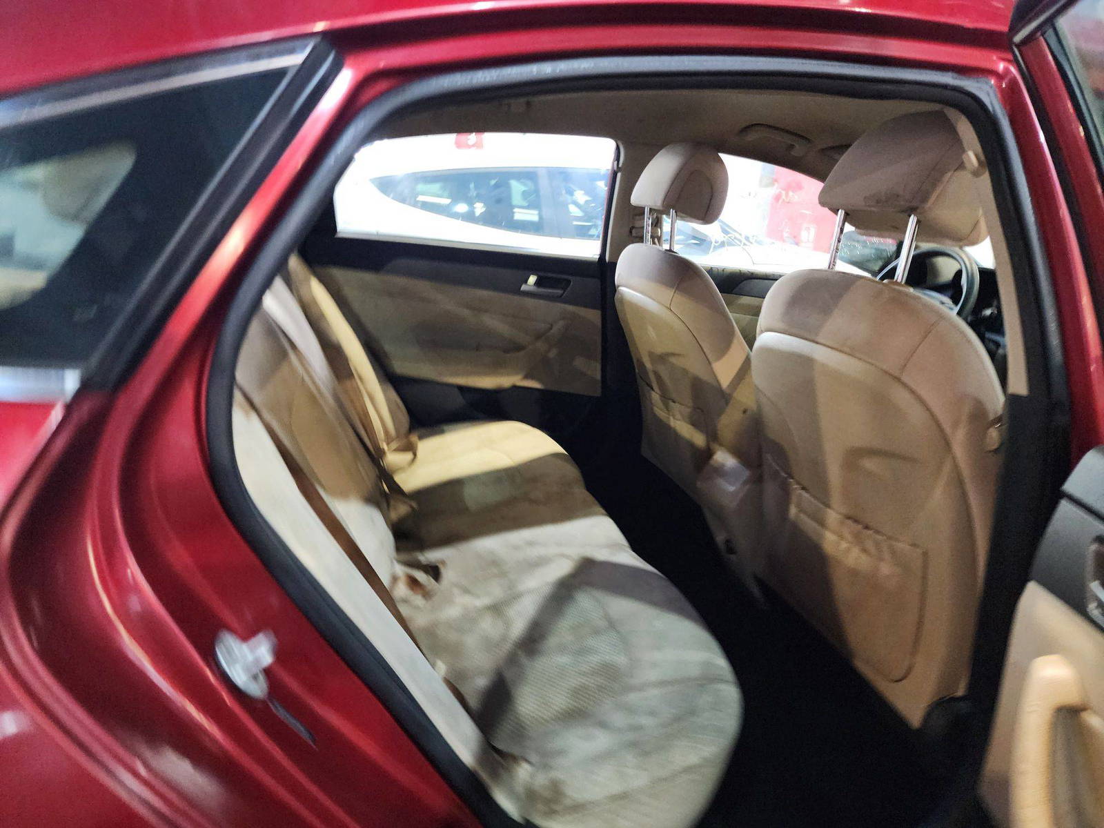 2015 HYUNDAI SONATA — 188836 Miles — Lot 95877 — Al Quoz - Marhaba Auctions Used Cars - Image 7