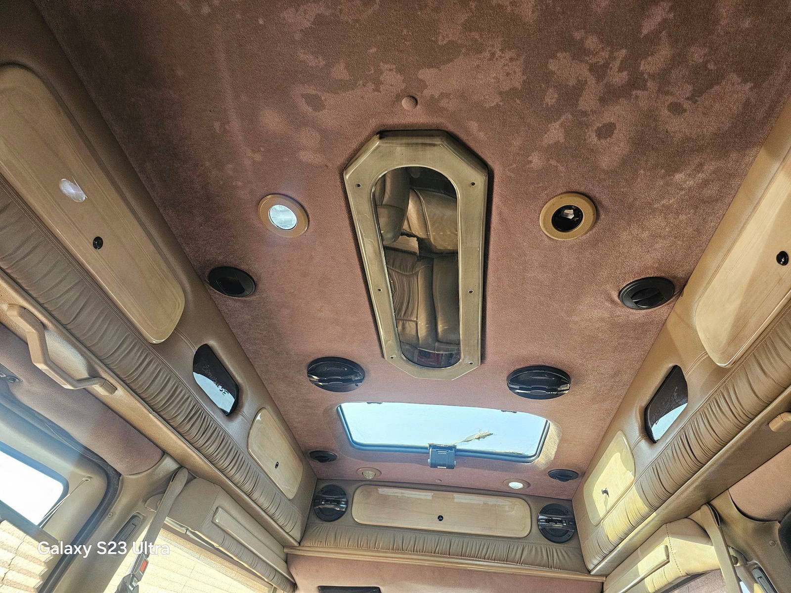 CHEVROLET AVALANCHE 2003 - Marhaba Auction Used Cars - Image 10