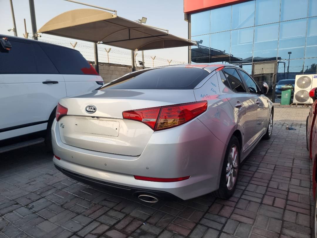 2011 KIA K5 — 143116 KM — Lot 125487 — Ind. 12 - Marhaba Auctions Used Cars - Image 5