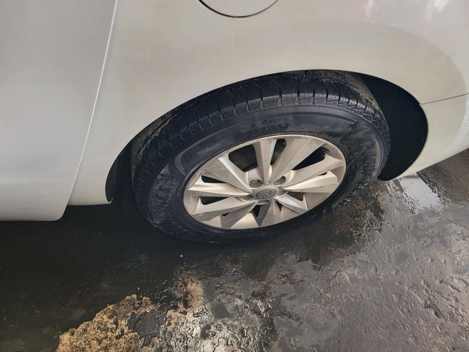 KIA SEDONA 2016 - Marhaba Auction Used Cars - Image 6