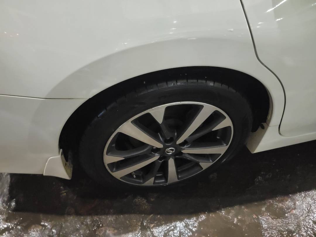 2017 NISSAN ALTIMA — 109023 Miles — Lot 73517023 - Marhaba Auctions Used Cars - Image 5