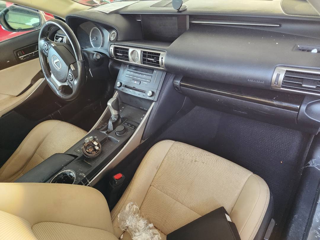 2015 LEXUS IS 250 — 146180 Miles — Lot 41039254 — Souq - Marhaba Auctions Used Cars - Image 7
