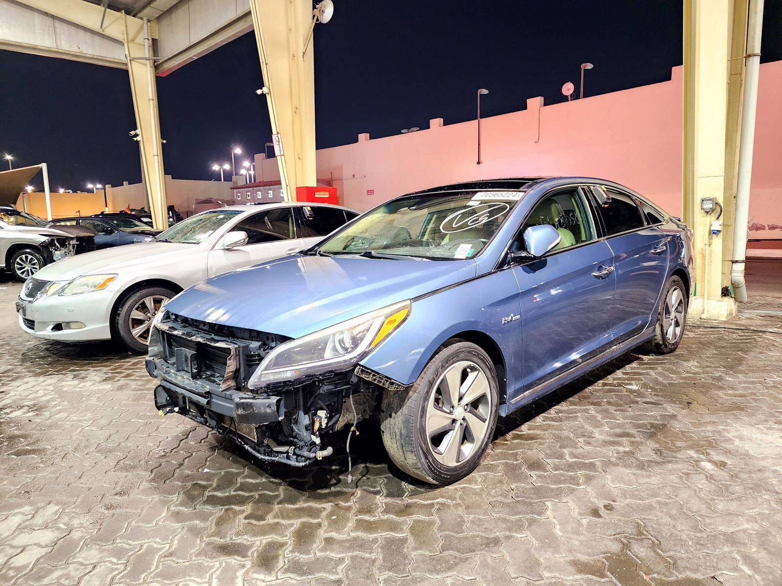 2016 HYUNDAI SONATA — 121095 Miles — Lot 70565224 — Souq - Marhaba Auctions Used Cars - Image 4