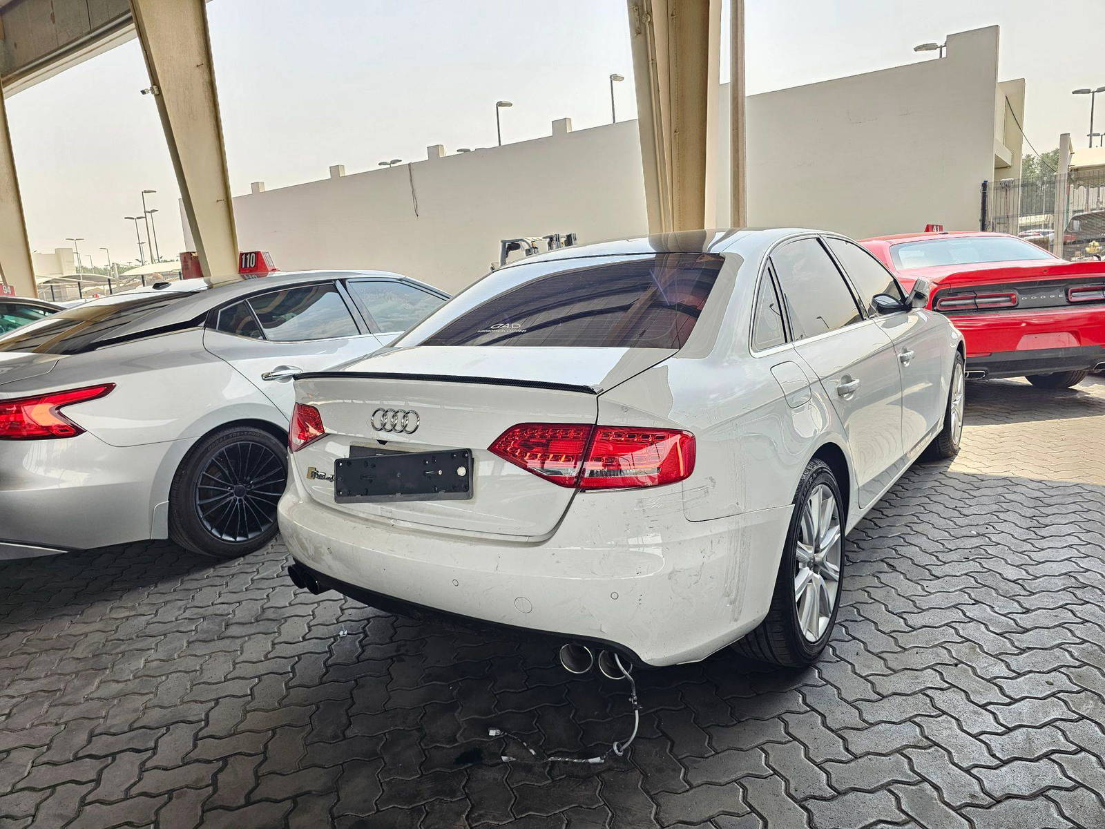 2011 AUDI A4 — 185359 KM — Lot 013984 — Main - Marhaba Auctions Used Cars - Image 5