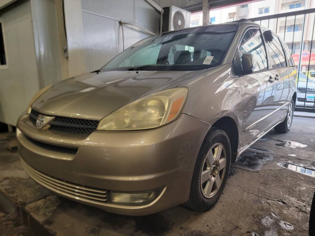 2004 TOYOTA SIENNA — 248805 Miles — Lot 39219174 — Main - Marhaba Auctions Used Cars - Image 5