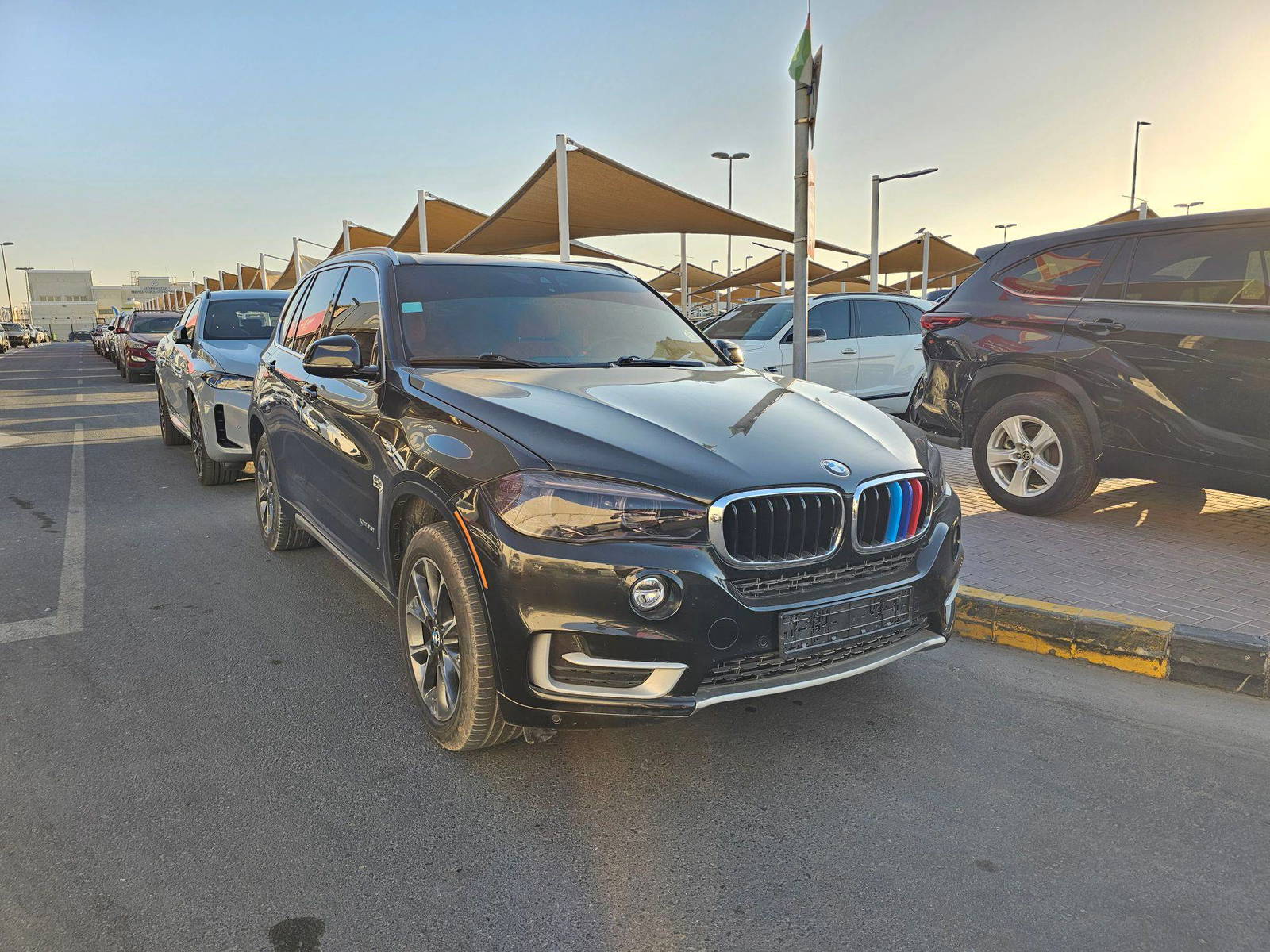 2018 BMW X5 — 99512 KM — Lot J0X84376 — Souq - Marhaba Auctions Used Cars - Image 6