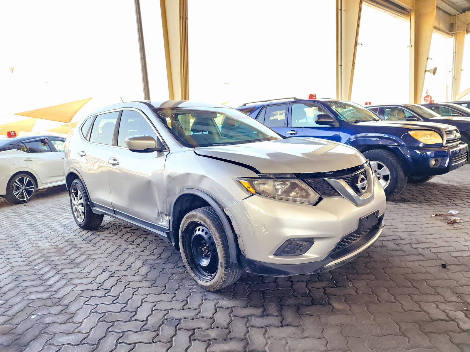 2016 NISSAN ROGUE — 156569 Miles — Lot 62847654 — Souq - Marhaba Auctions Used Cars - Image 4