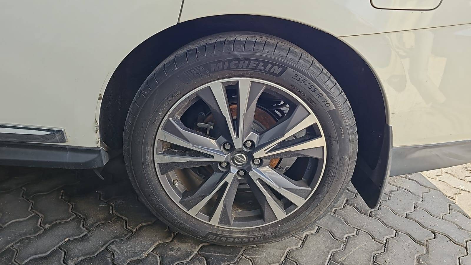 2017 NISSAN PATHFINDER — 112559 Miles — Lot HC600818 — Souq - Marhaba Auctions Used Cars - Image 3