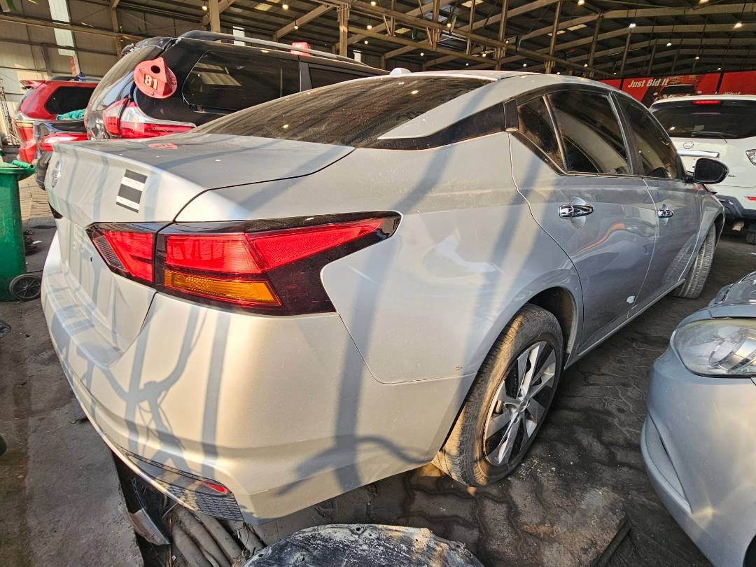 2019 NISSAN ALTIMA — 106854 Miles — Lot 1KC246398 — Main - Marhaba Auctions Used Cars - Image 3