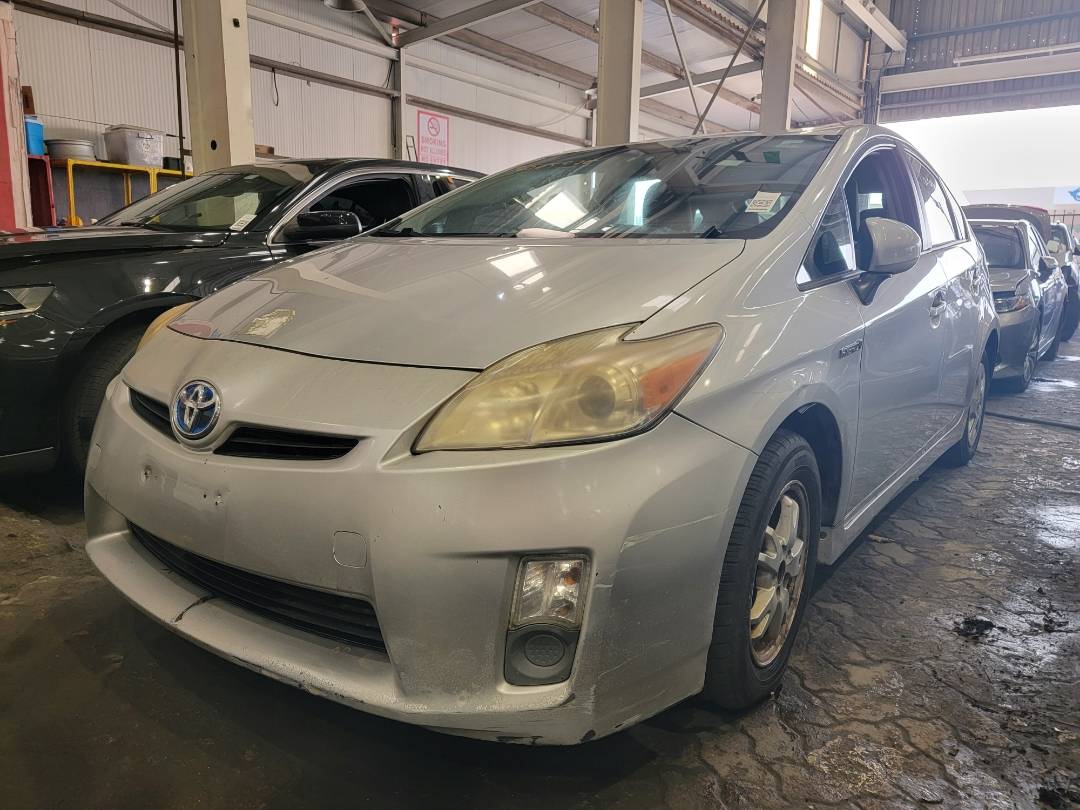 2010 TOYOTA PRIUS — 198910 Miles — Lot 38565935 — Souq - Marhaba Auctions Used Cars - Image 5