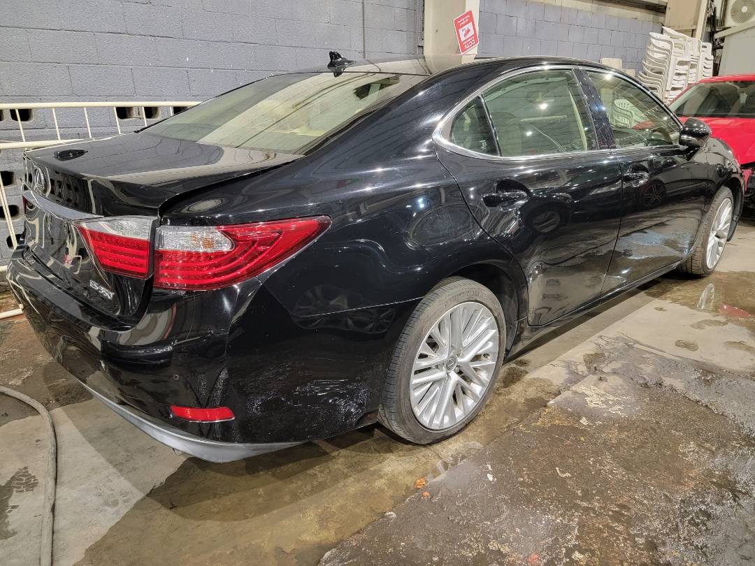 2015 LEXUS ES 350 — 77933 Miles — Lot 185444 - Marhaba Auctions Used Cars - Image 4