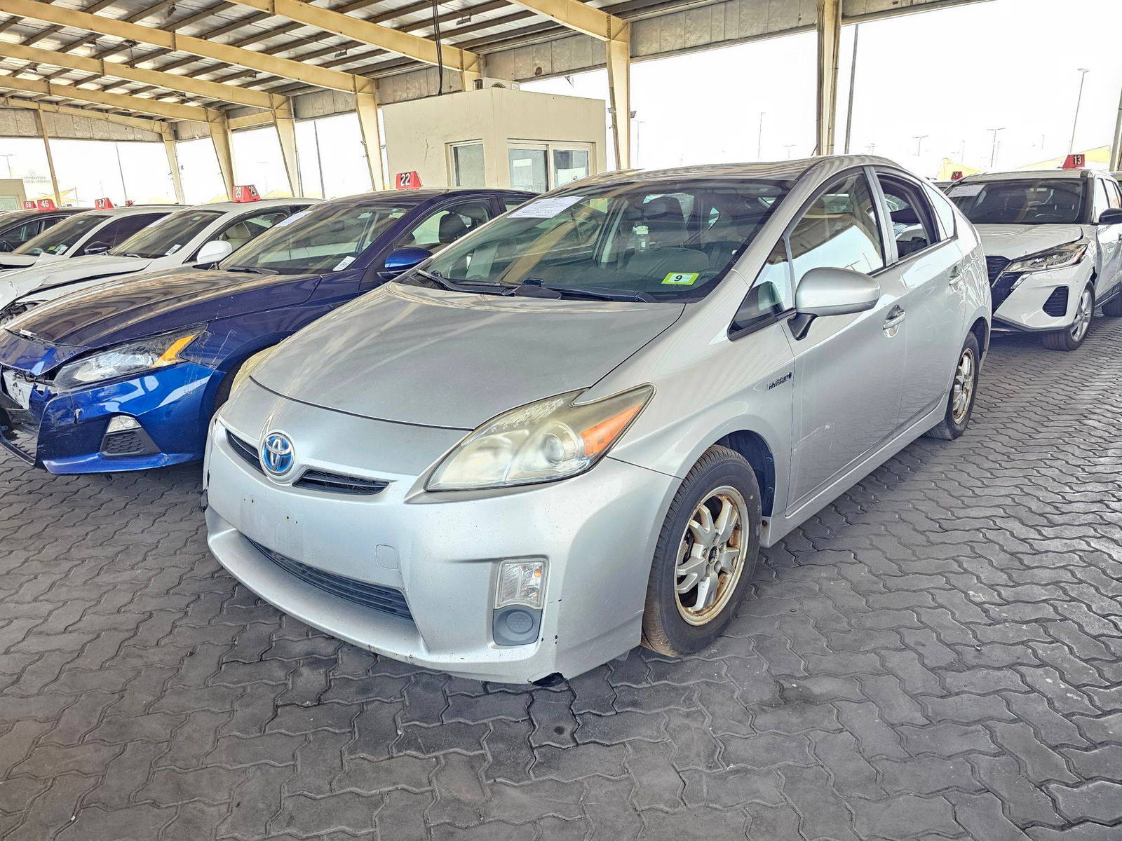 2011 TOYOTA PRIUS — 189225 Miles — Lot B1455031 — Ind. 12 - Marhaba Auctions Used Cars - Image 3