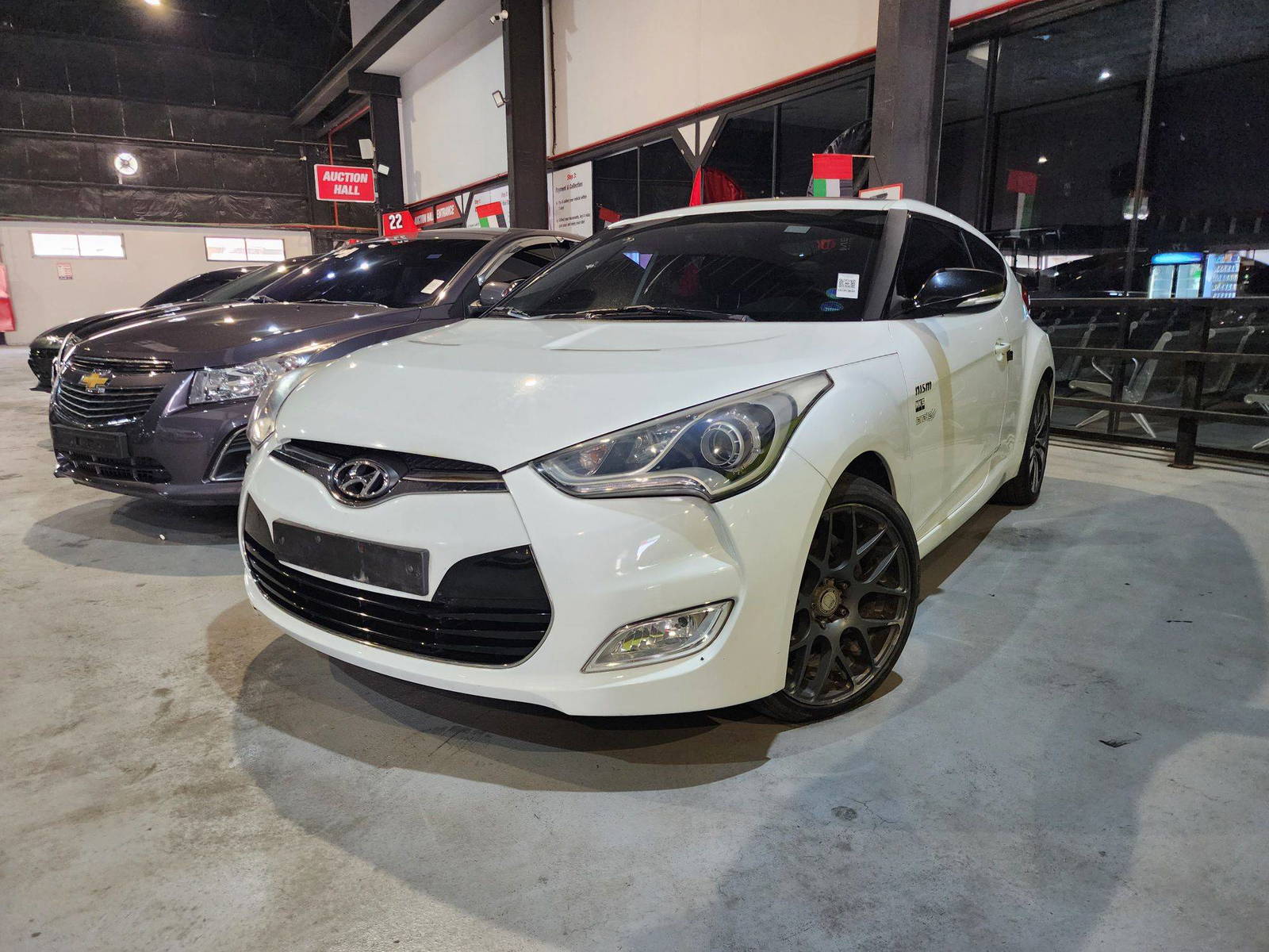 2012 HYUNDAI VELOSTER — 129083 KM — Lot 023850 — Al Quoz - Marhaba Auctions Used Cars - Image 4