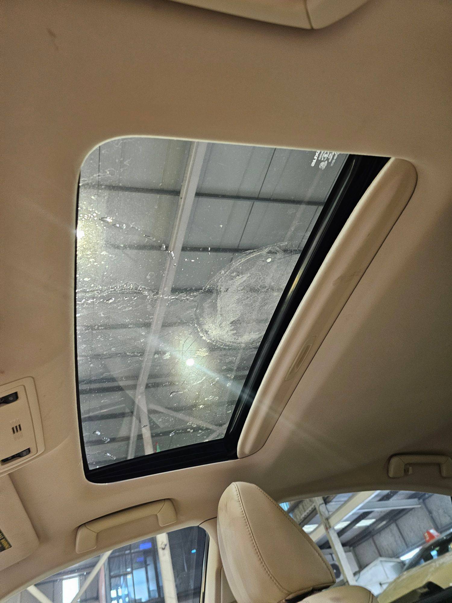 LEXUS ES 350 2015 - Marhaba Auction Used Cars - Image 9