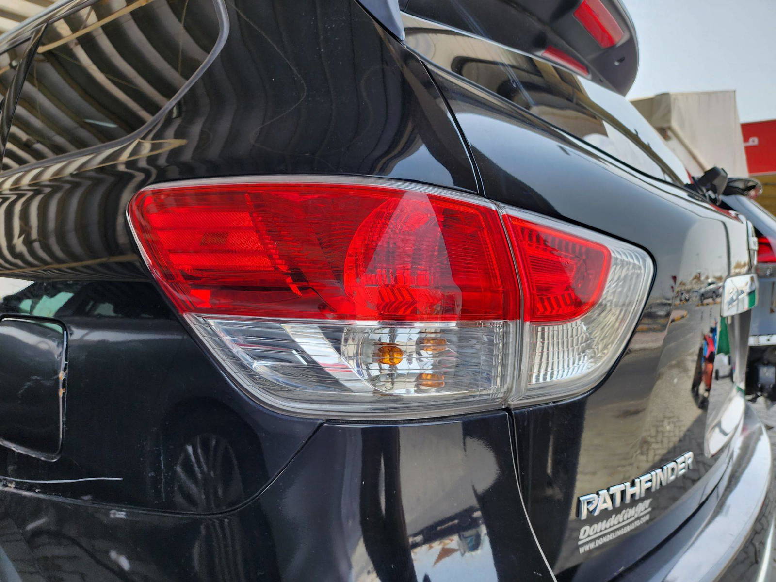 2013 NISSAN PATHFINDER — 164622 Miles — Lot 642249 — Souq - Marhaba Auctions Used Cars - Image 11