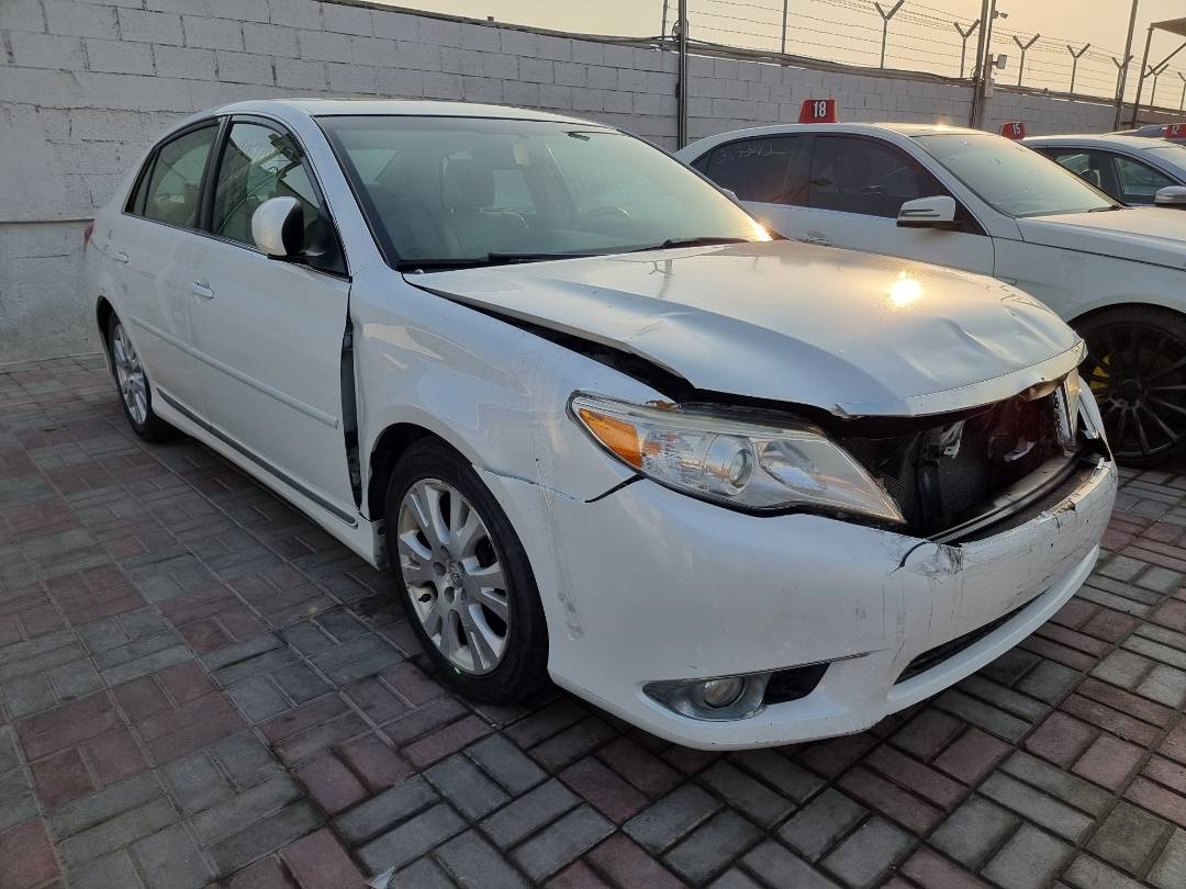 2012 TOYOTA AVALON — 203197 Miles — Lot 125487 — Ind. 12 - Marhaba Auctions Used Cars - Image 5