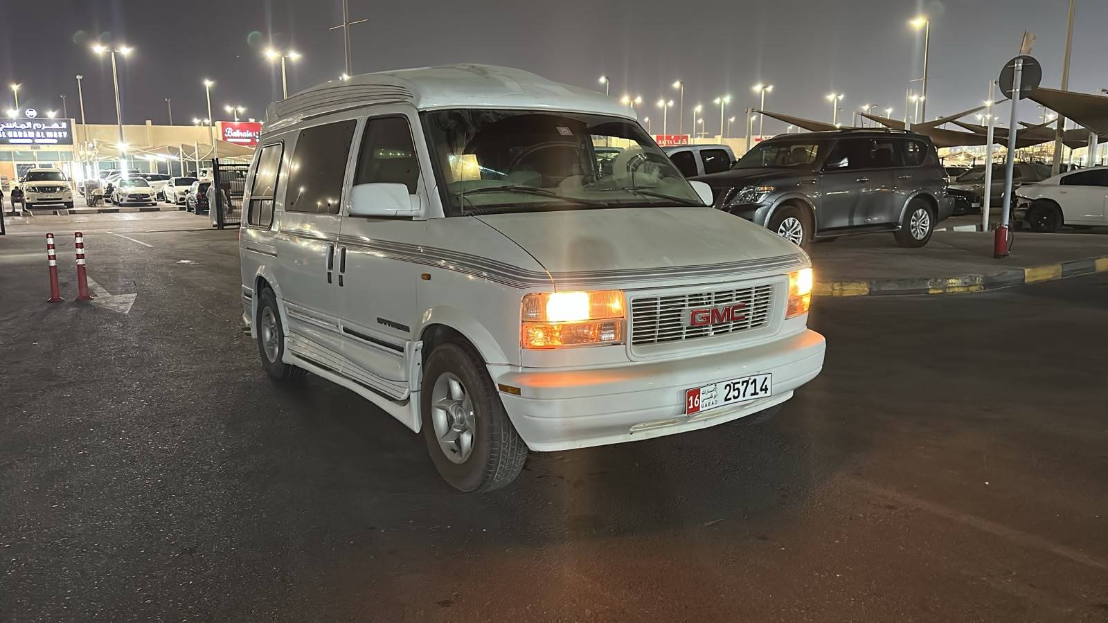 1997 GMC Safari V — Lot 6VB512671 — Souq - Marhaba Auctions Used Cars - Image 2